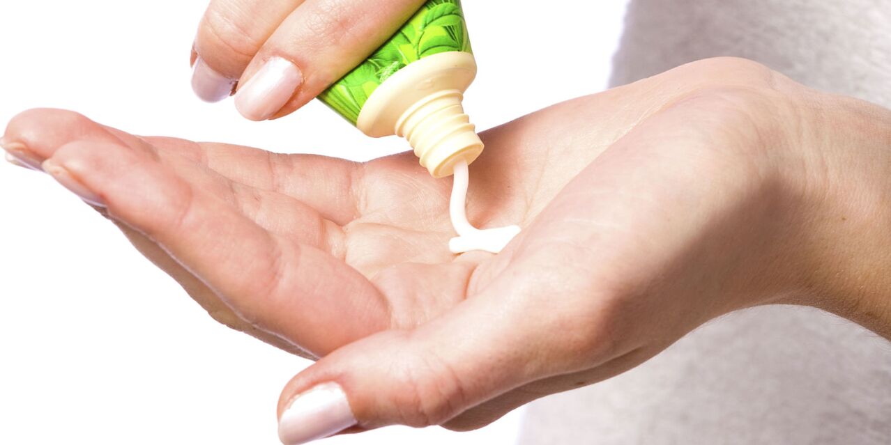 Anti-inflammatory ointments are used to relieve joint pain. 