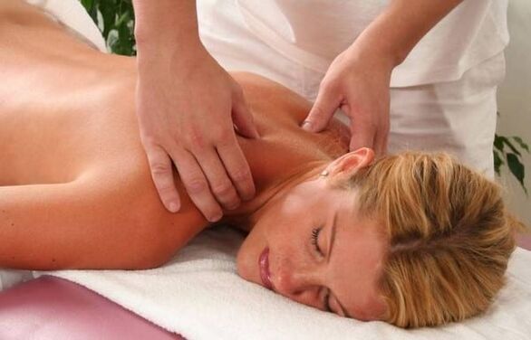 Cervical pole massage with osteochondrosis
